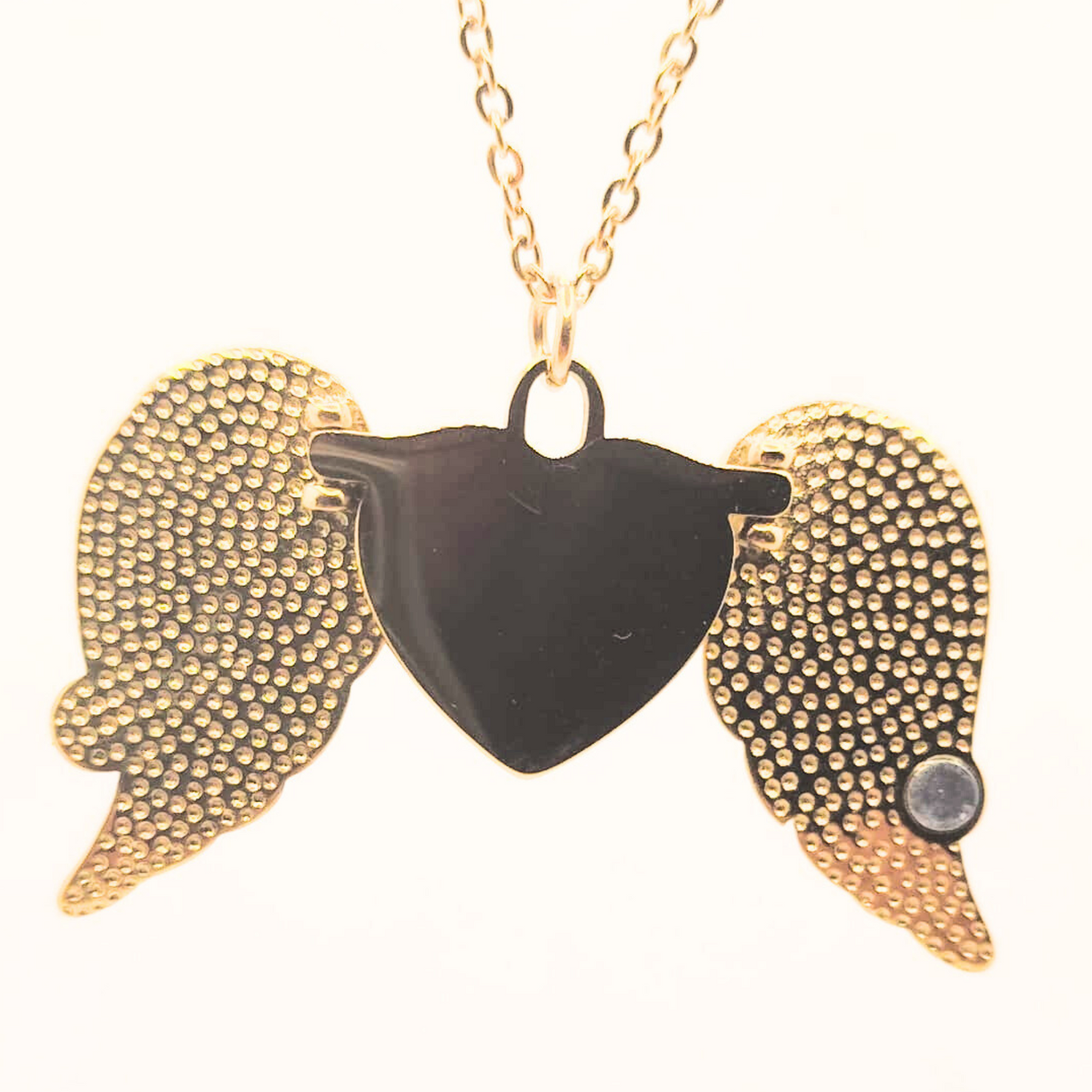 Collana "Angelo Eterno" – Le Ali del Cuore