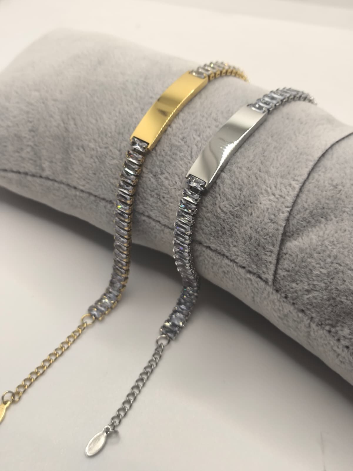 Bracciale Personalizzato Tennis "Riflessi d’Amore" – Eleganza in Oro o Argento con Incisione