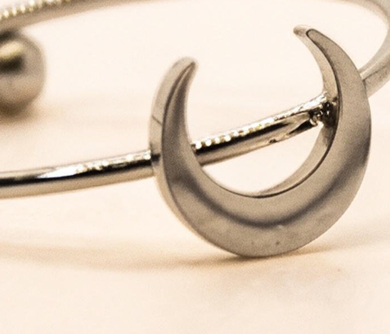 Creatrice di Sogni – Anello “Mezzaluna” in Acciaio 316L regolabile, anallergico e non annerisce – Silver o Gold | In promozione