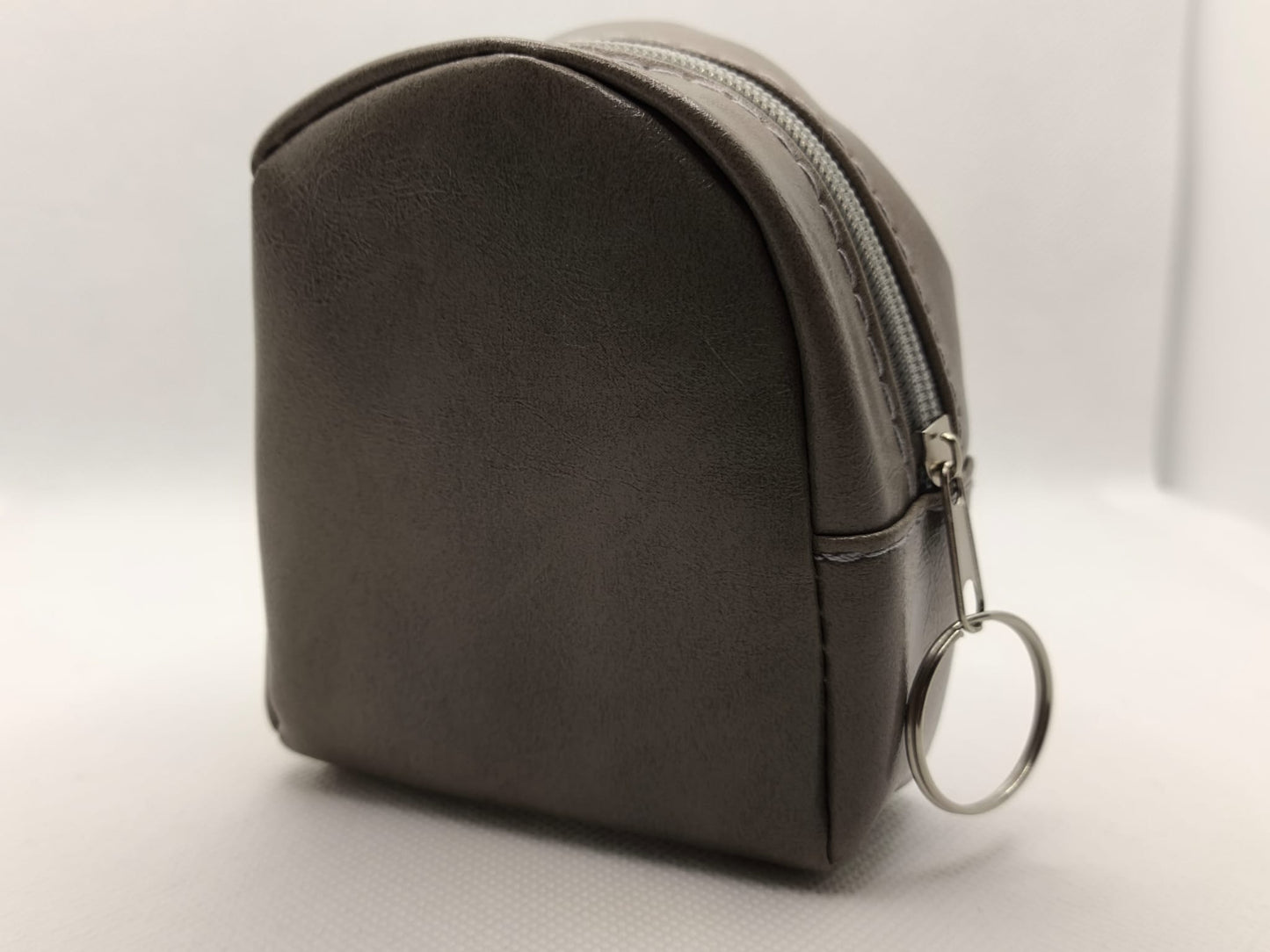 Borsetta Portamonete Personalizzabile – Stile ed Eleganza per Ogni Viaggio