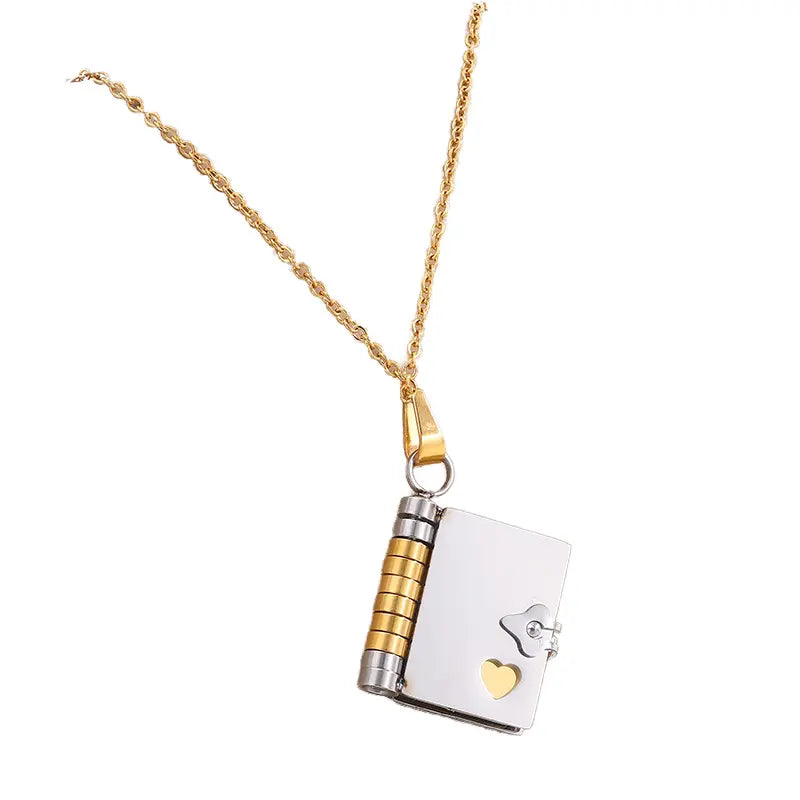 Collana con Ciondolo a Forma di Libro – Pagine Personalizzabili in Oro e Argento