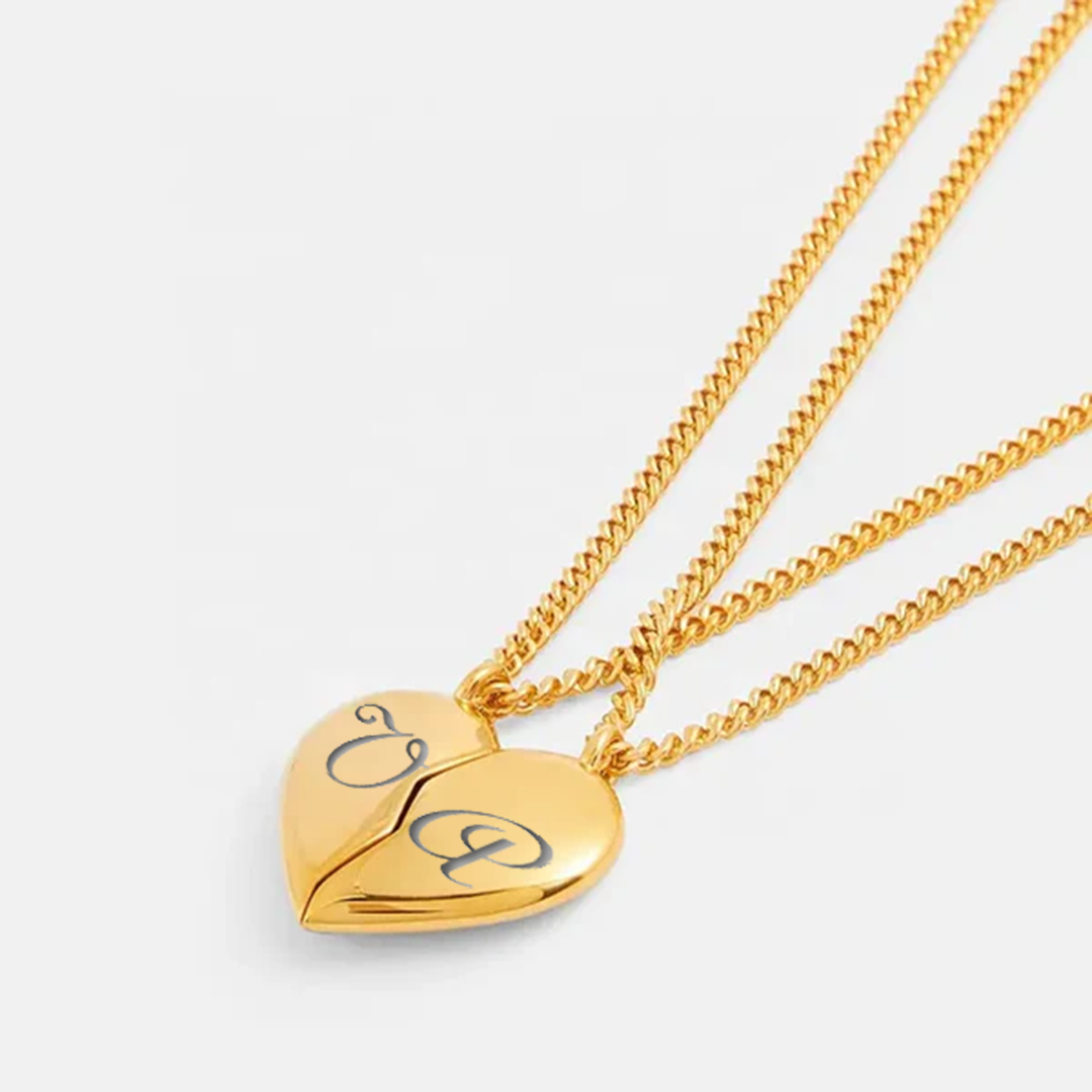 Collana con Ciondolo Doppio Cuore Calamitato – Personalizzabile con Nome Frase o iniziale