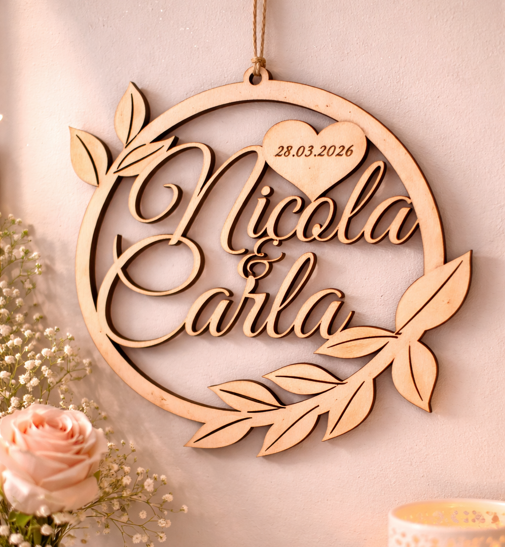 Fuoriporta Personalizzato in Legno con Nomi e Data – Decorazione Matrimonio, Regalo Coppia Unico, Targa Porta Personalizzata