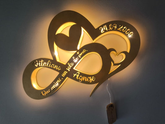 Lampada in Legno Infinito – Amore Personalizzato con Nomi e Data