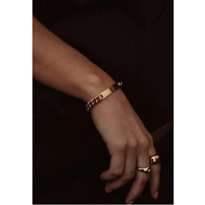 Braccialetto Unisex Personalizzabile – Design Elegante in Acciaio Inossidabile