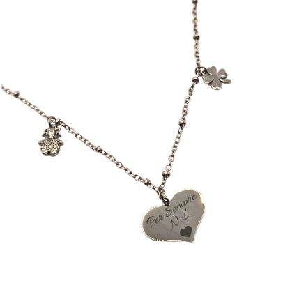 Collana Cuore con Ciondoli Portafortuna – Eleganza e Significato