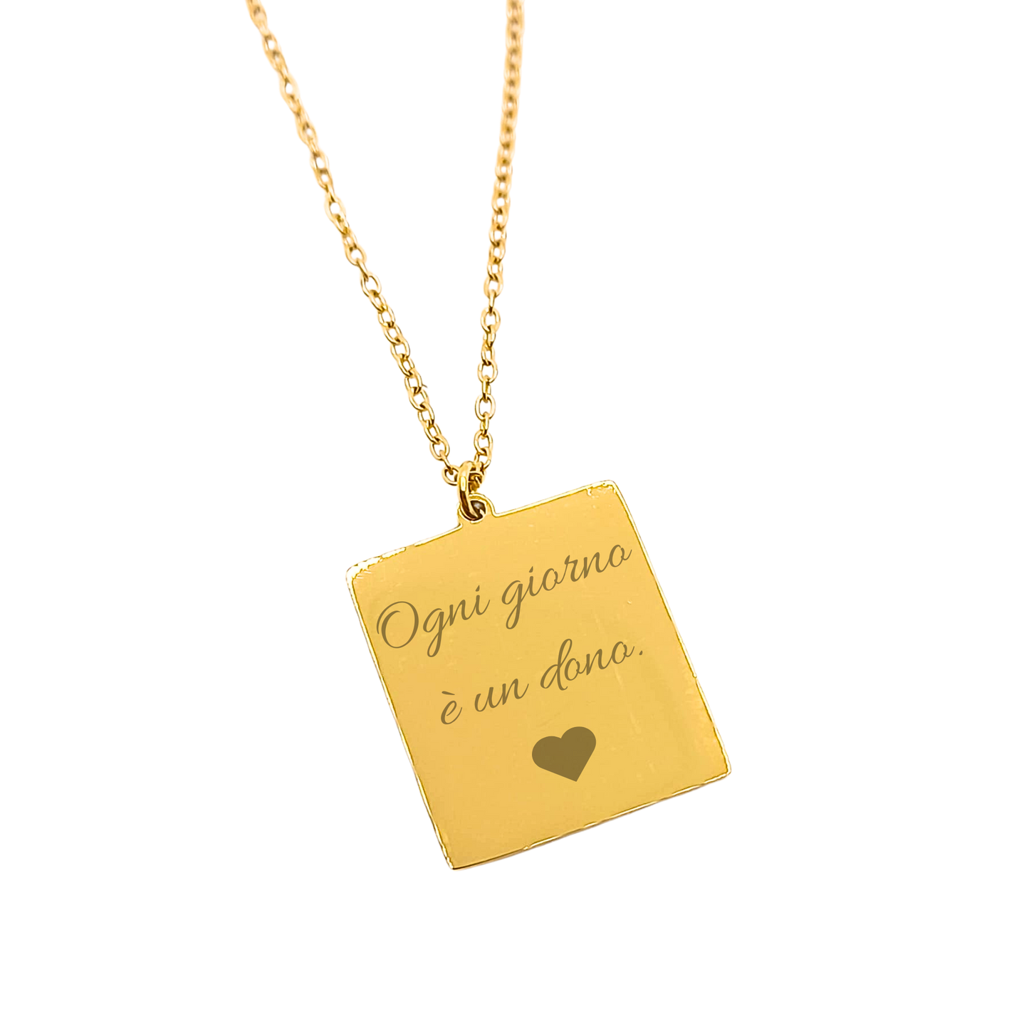Collana con Targhetta Personalizzata – Eleganza e Significato