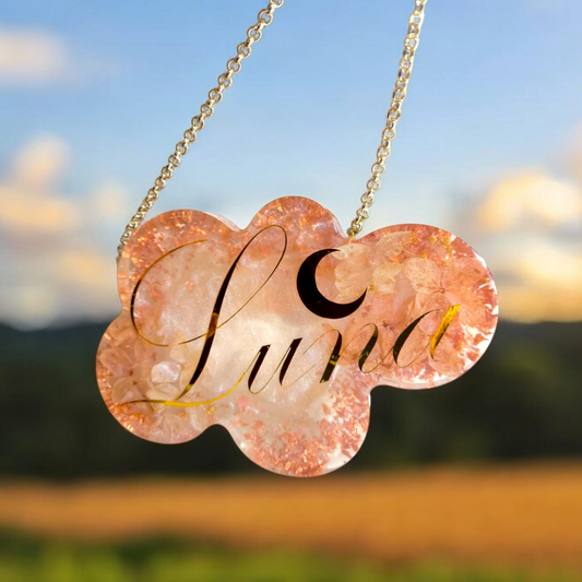 Nuvoletta Decorativa Personalizzata in Resina con Nome e Dettagli – Accessorio Unico e Elegante
